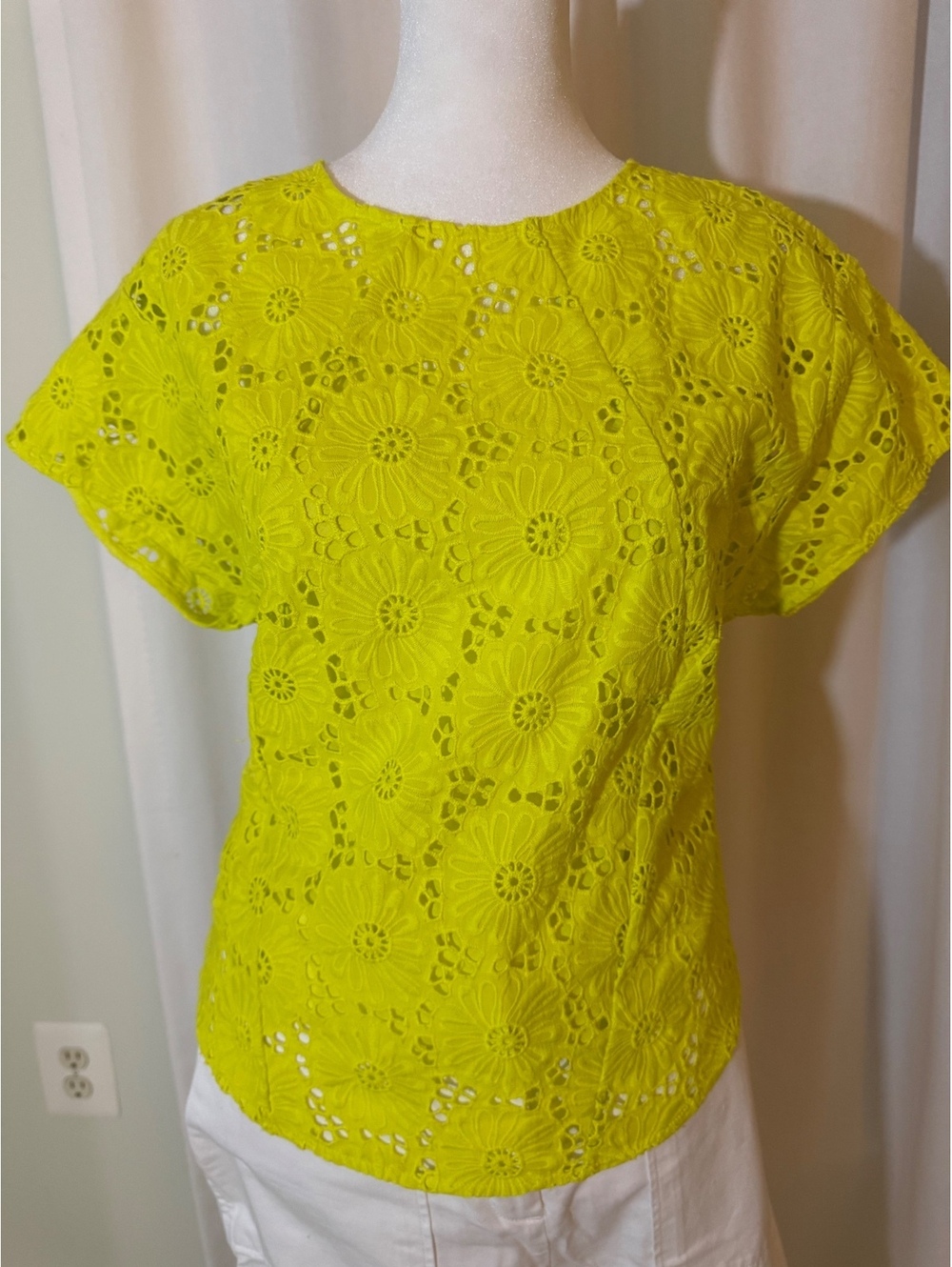 Diane von Furstenberg DVF Nellie Cropped Eye let Top Sulphur Yellow  Small NWT